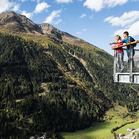 Schönes Im Ruhigen Apartment Kaunertal